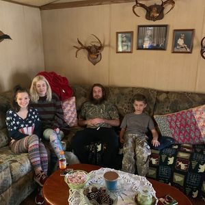 Meet your Posher, Mia